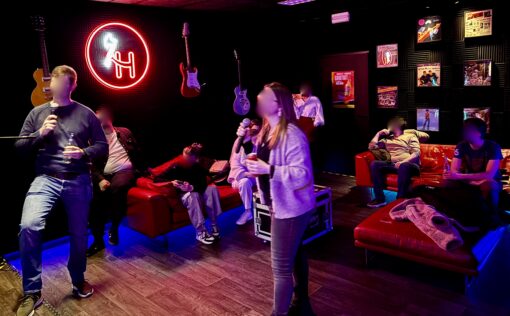 KARAOKE CLUB – Image 2